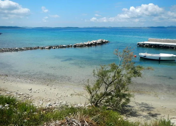 Secluded Fisherman's Cove Nevidjansko Polje, Pasman - 11392 *
